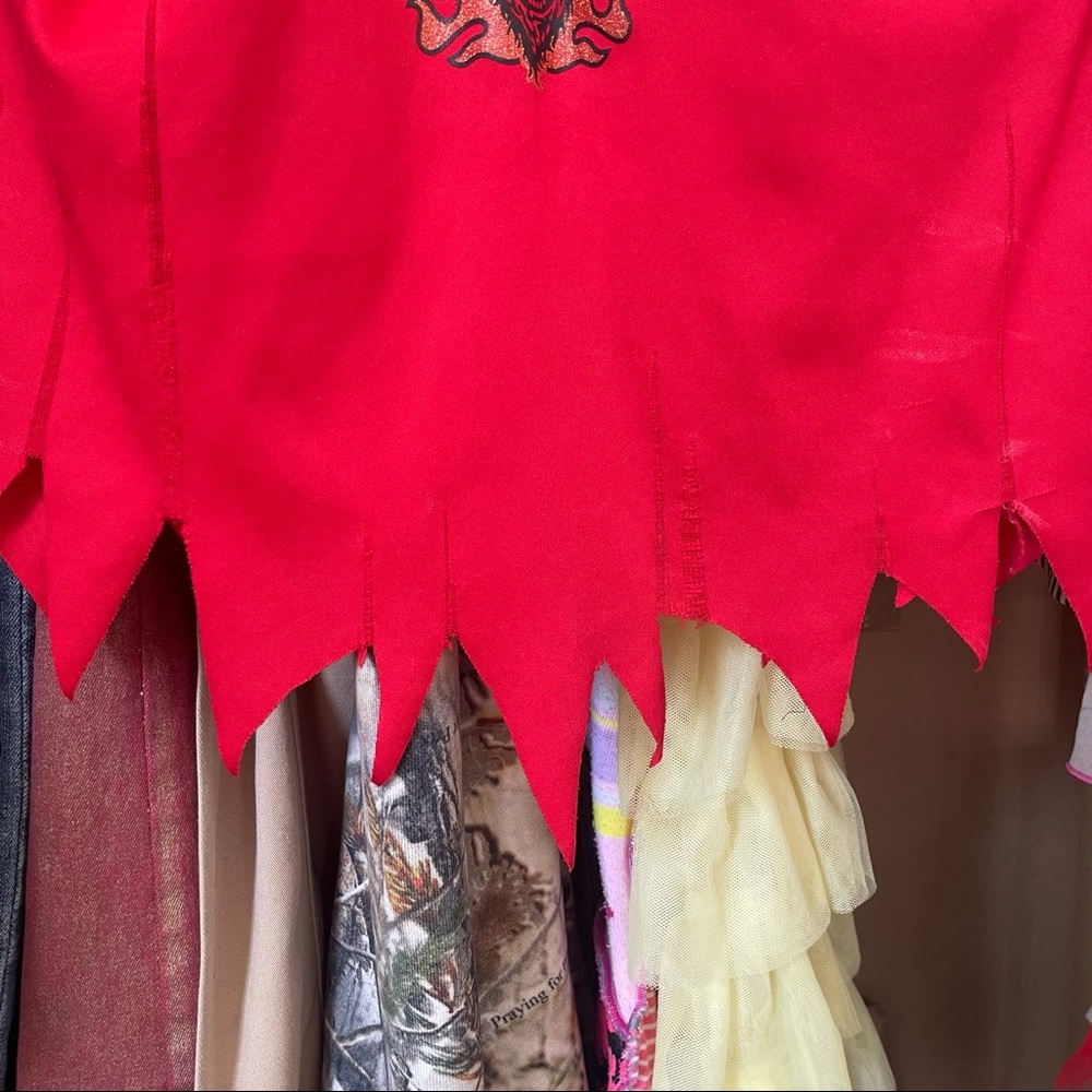 VINTAGE RED DEVIL TOP - Picture 3 of 3